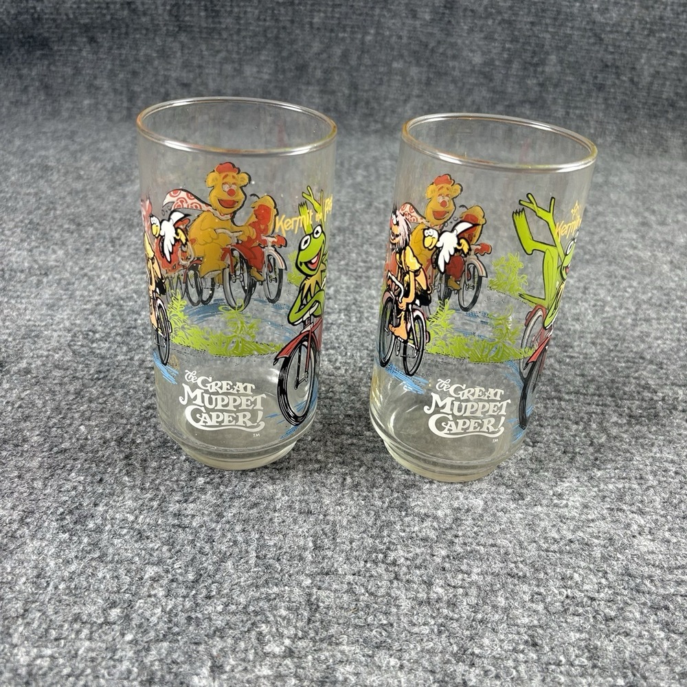 Vintage 1981 McDonalds Great Muppet Caper Kermit Frog Glasses Set of 2 Fozzie